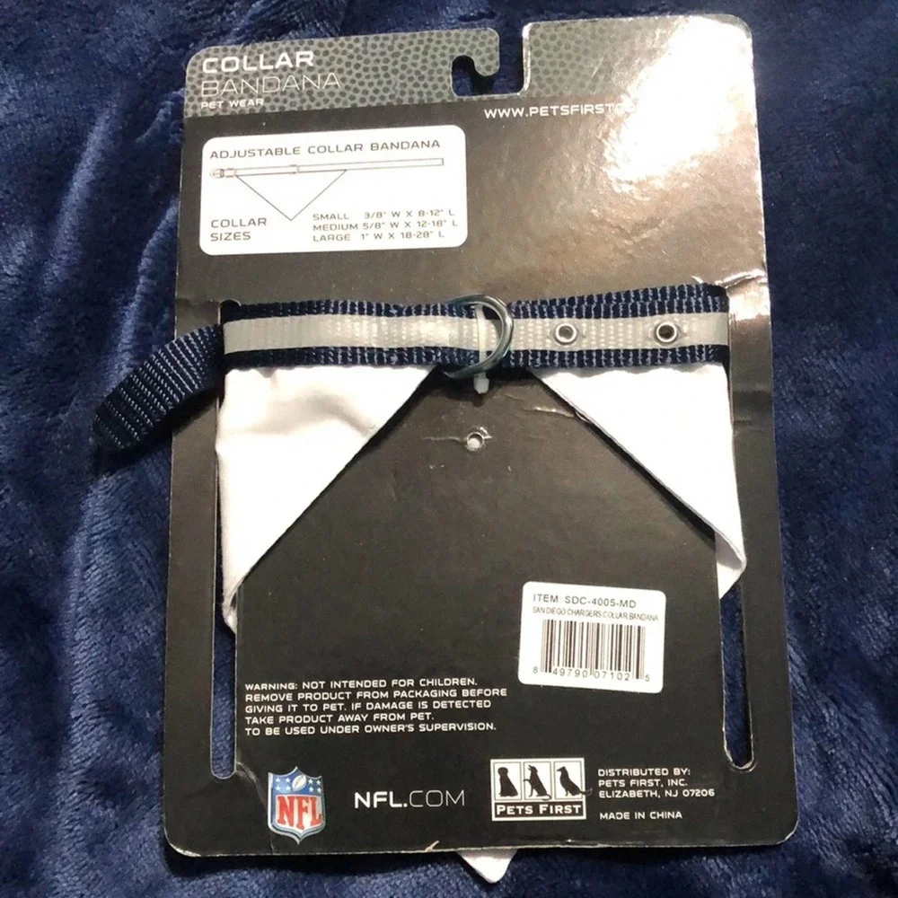 NFL Chargers Los Angeles Dog Collar Bandana Sz Med - Picture 2 of 4